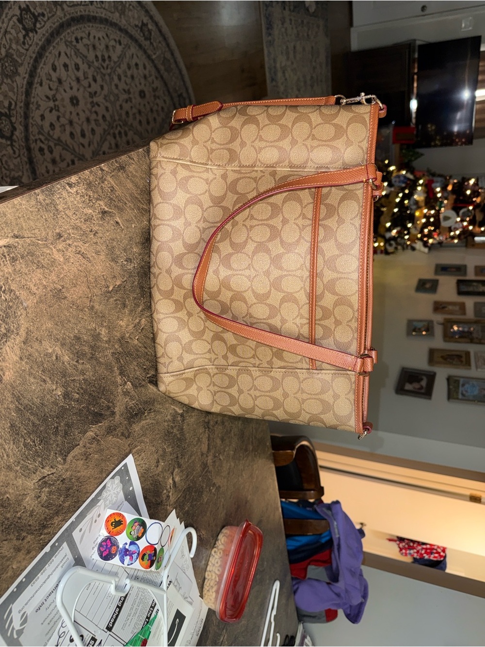 Coach Peyton signature pocket tote - Picture 6 of 7